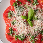 Aromatyczne carpaccio z pomidorów